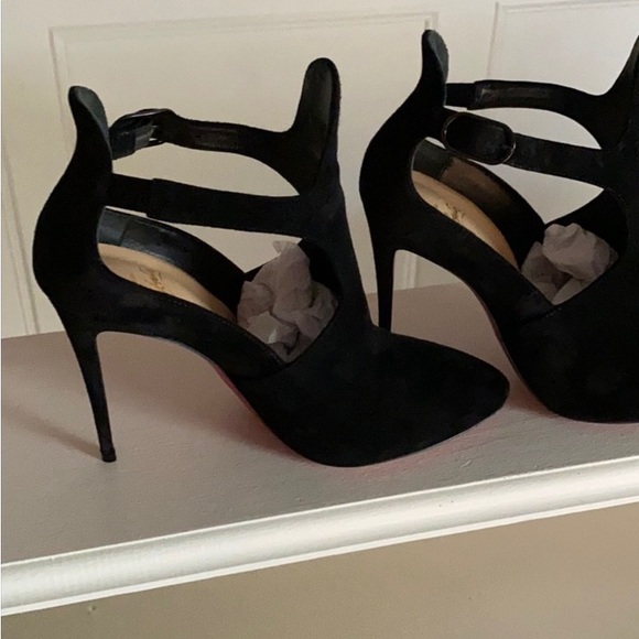Christian lubuotain heels FINAL OFFER - Picture 12 of 15
